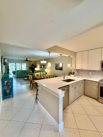22148 Palms Way 101, Boca Raton, FL 33433