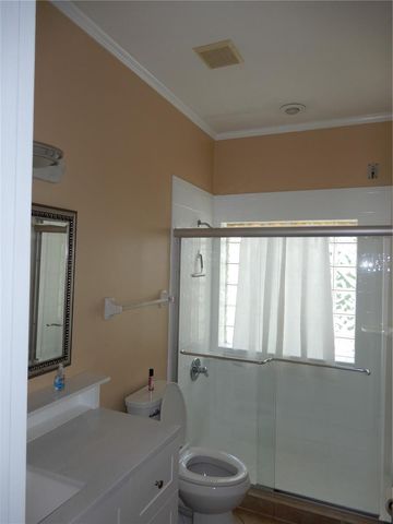 626 7TH AVENUE N, Tierra Verde, FL 33715