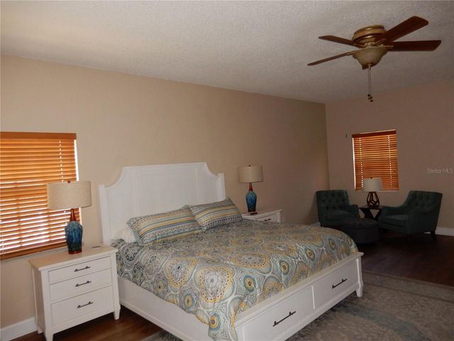 626 7TH AVENUE N, Tierra Verde, FL 33715