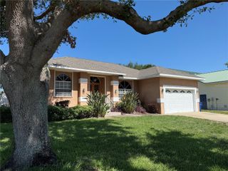 626 7TH AVENUE N, Tierra Verde, FL 33715