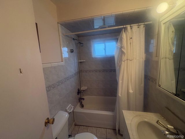 125 N Parent Street, Westland, MI 48185