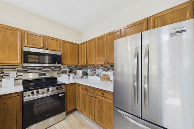 1030 Providence Drive, Shakopee, MN 55379