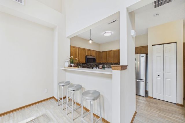 1030 Providence Drive, Shakopee, MN 55379