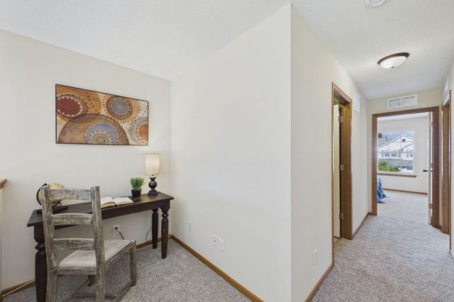 1030 Providence Drive, Shakopee, MN 55379