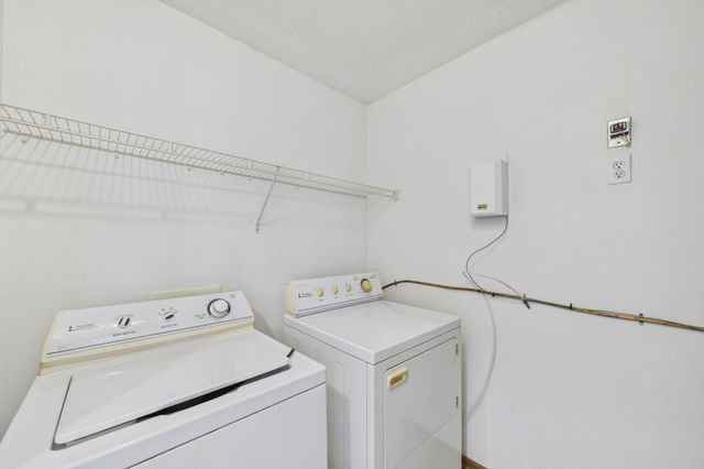 1030 Providence Drive, Shakopee, MN 55379
