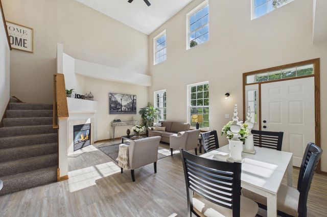 1030 Providence Drive, Shakopee, MN 55379