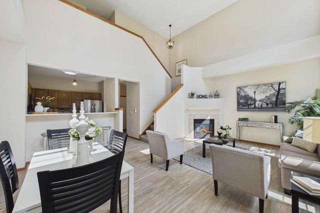 1030 Providence Drive, Shakopee, MN 55379