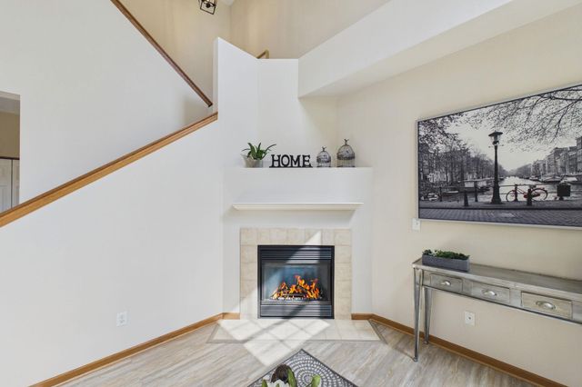 1030 Providence Drive, Shakopee, MN 55379