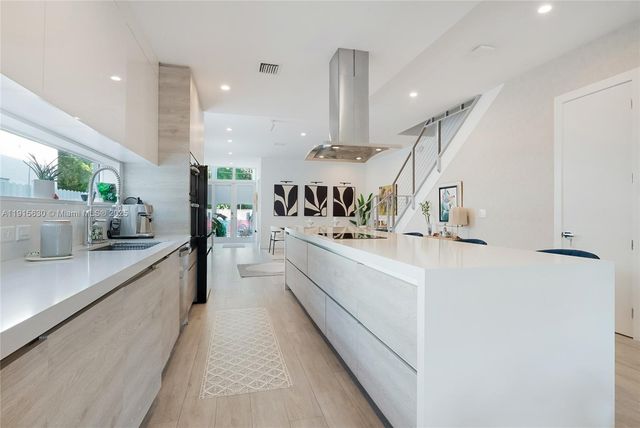 2410 SW 16th Ave, Miami, FL 33145