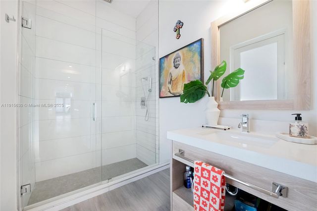 2410 SW 16th Ave, Miami, FL 33145