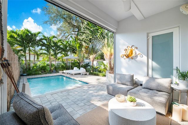 2410 SW 16th Ave, Miami, FL 33145