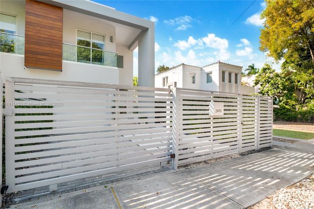 2410 SW 16th Ave, Miami, FL 33145