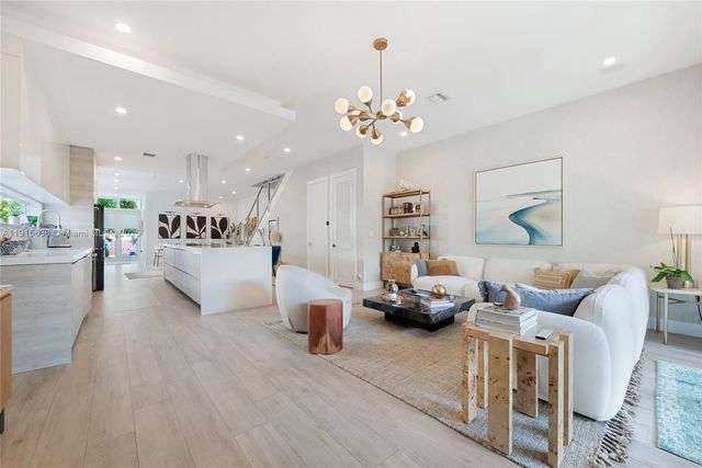 2410 SW 16th Ave, Miami, FL 33145