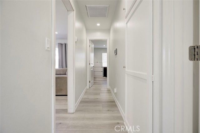 20437 Septo Street, Chatsworth (los Angeles), CA 91311