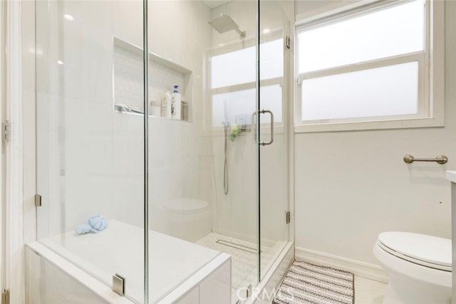 20437 Septo Street, Chatsworth (los Angeles), CA 91311