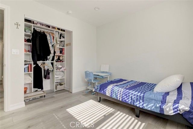 20437 Septo Street, Chatsworth (los Angeles), CA 91311