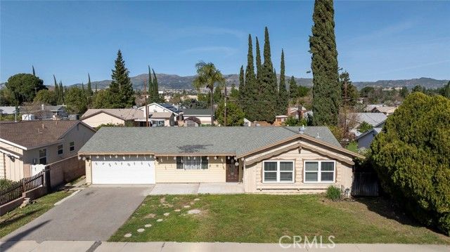 20437 Septo Street, Chatsworth (los Angeles), CA 91311