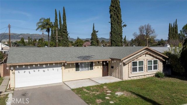 20437 Septo Street, Chatsworth (los Angeles), CA 91311