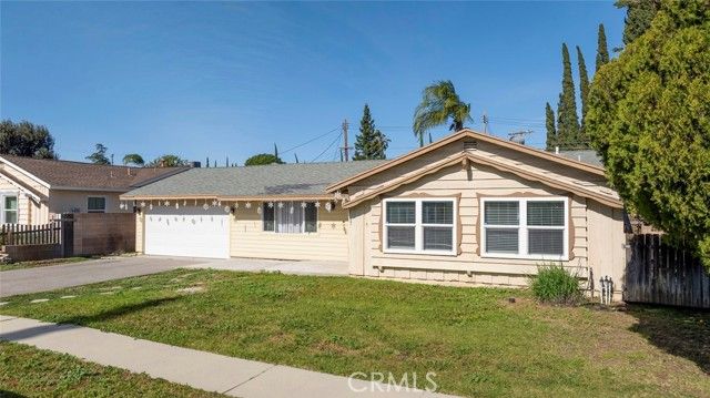 20437 Septo Street, Chatsworth (los Angeles), CA 91311