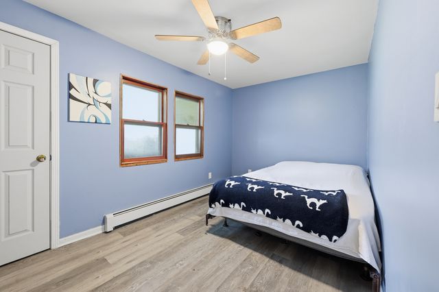 1426 N Harrison Street, Algonquin, IL 60102