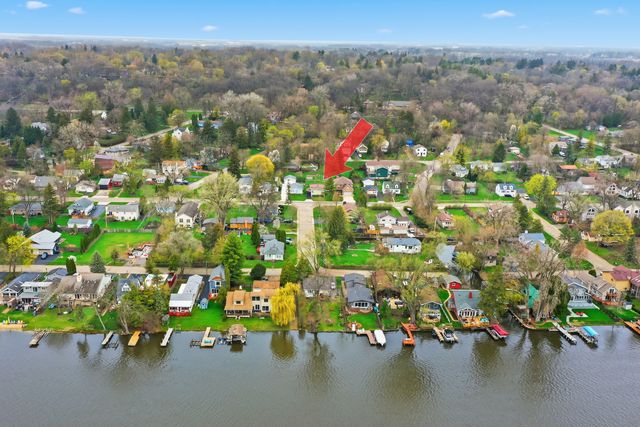 1426 N Harrison Street, Algonquin, IL 60102