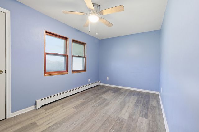 1426 N Harrison Street, Algonquin, IL 60102