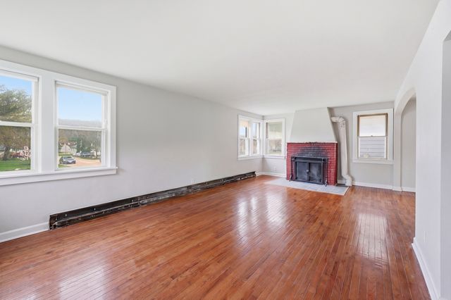 1426 N Harrison Street, Algonquin, IL 60102