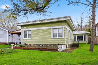 1426 N Harrison Street, Algonquin, IL 60102