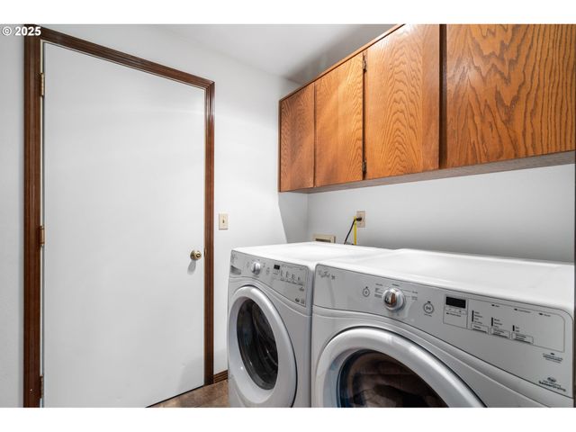 5189 ROSEWOOD St, Lake Oswego, OR 97035