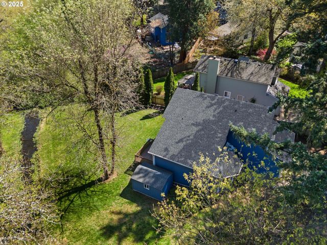 5189 ROSEWOOD St, Lake Oswego, OR 97035