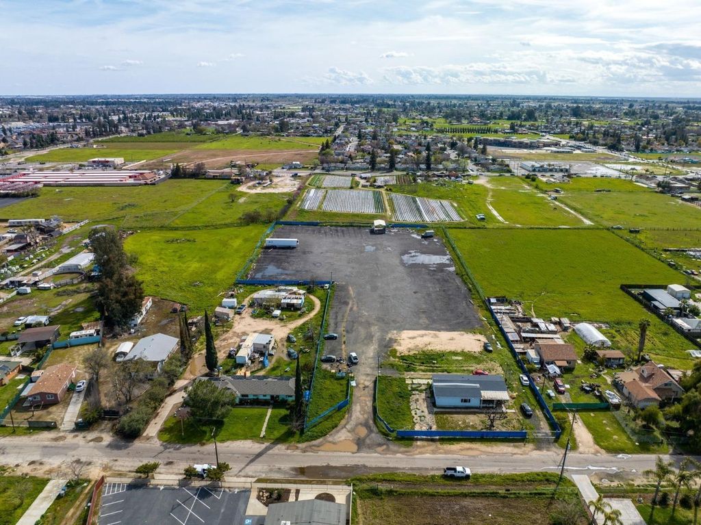 3253 W Princeton Avenue, Fresno, CA 93722