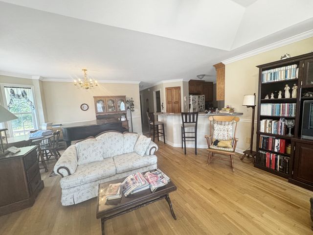 105 Rose Dr, Dover, TN 37058