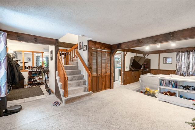 1001 West Ironstone Road, Burrillville, RI 02830