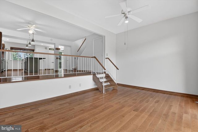180 NEW MARK ESPLANADE, Rockville, MD 20850