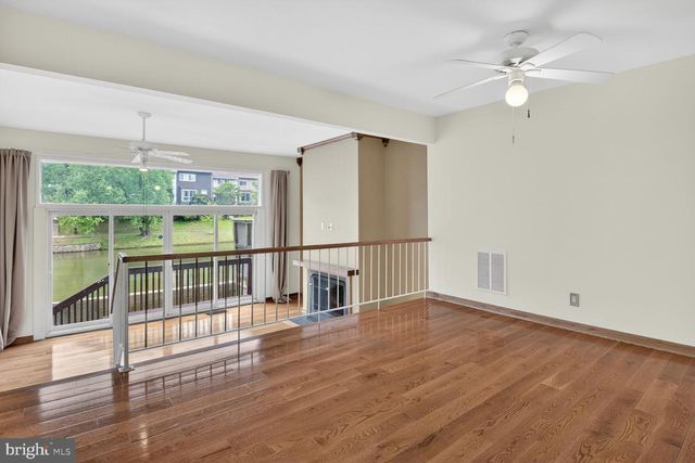 180 NEW MARK ESPLANADE, Rockville, MD 20850