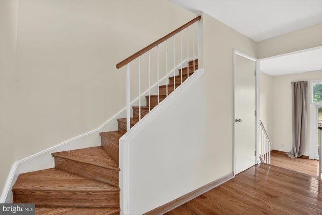 180 NEW MARK ESPLANADE, Rockville, MD 20850