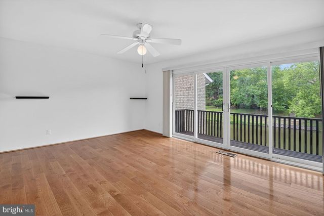 180 NEW MARK ESPLANADE, Rockville, MD 20850