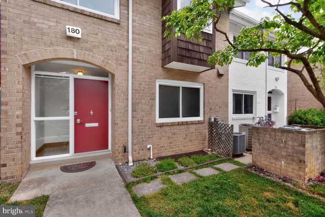 180 NEW MARK ESPLANADE, Rockville, MD 20850