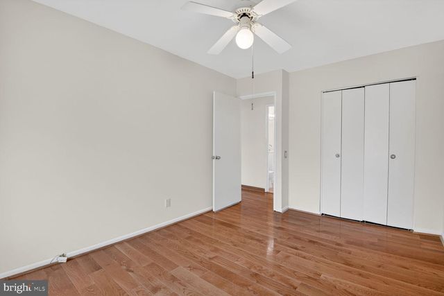 180 NEW MARK ESPLANADE, Rockville, MD 20850