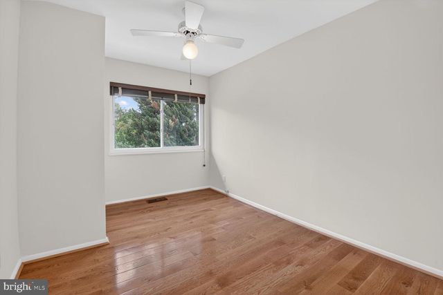 180 NEW MARK ESPLANADE, Rockville, MD 20850