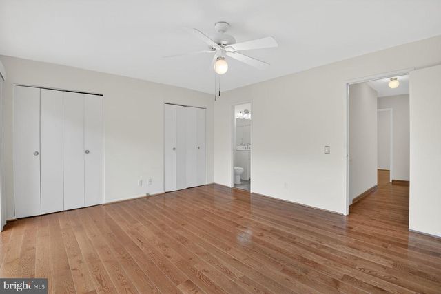 180 NEW MARK ESPLANADE, Rockville, MD 20850