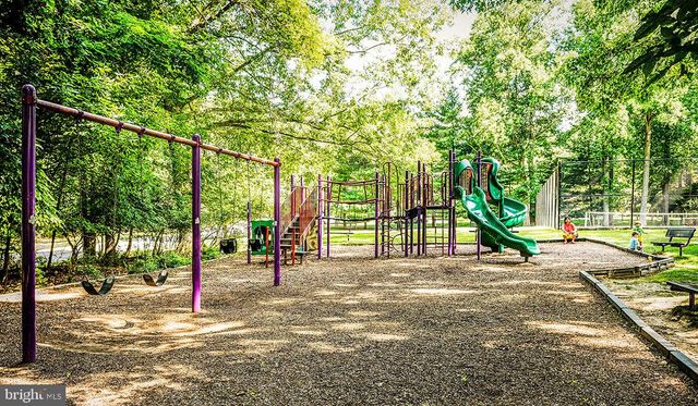 180 NEW MARK ESPLANADE, Rockville, MD 20850