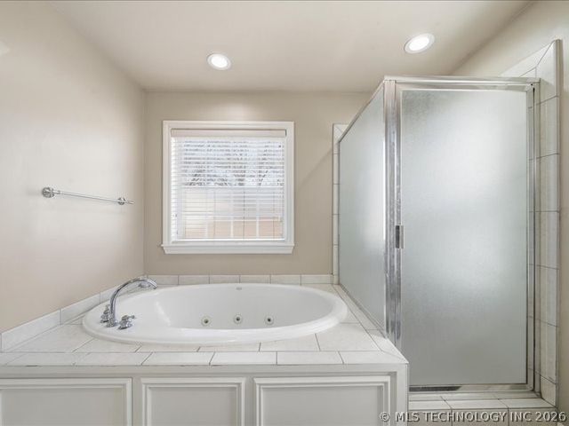 29357 E 157th Street S, Coweta, OK 74429