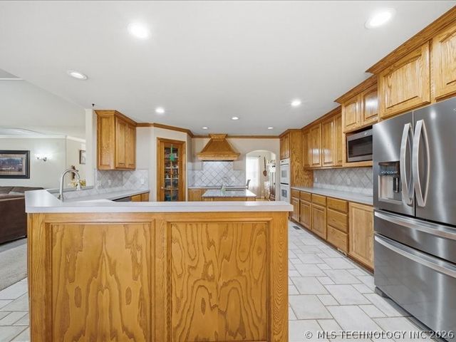 29357 E 157th Street S, Coweta, OK 74429