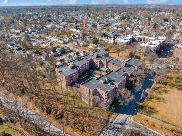 2 Overlook Road 3D6, White Plains, NY 10605