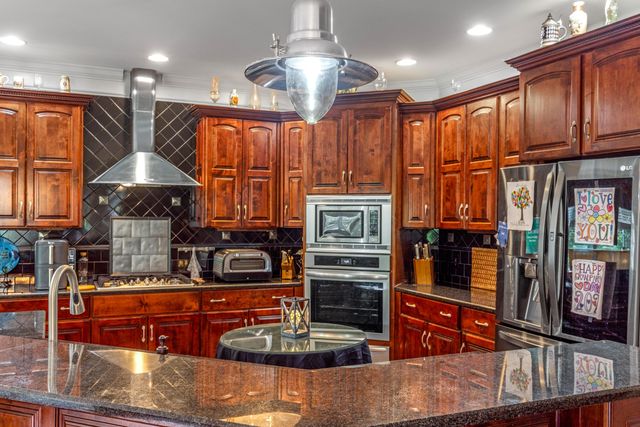 8355 Rambling Rose Drive, Ooltewah, TN 37363