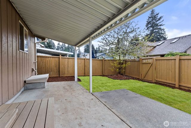 606 Malibu Drive SE, Lacey, WA 98503