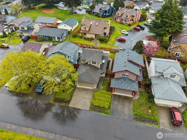 606 Malibu Drive SE, Lacey, WA 98503