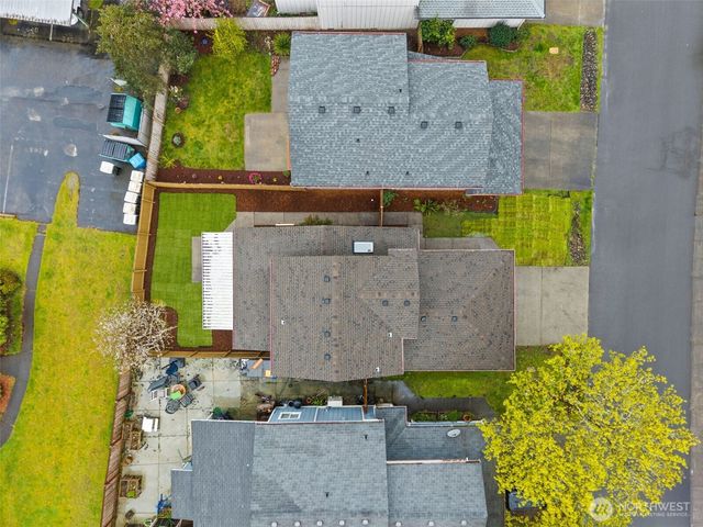 606 Malibu Drive SE, Lacey, WA 98503