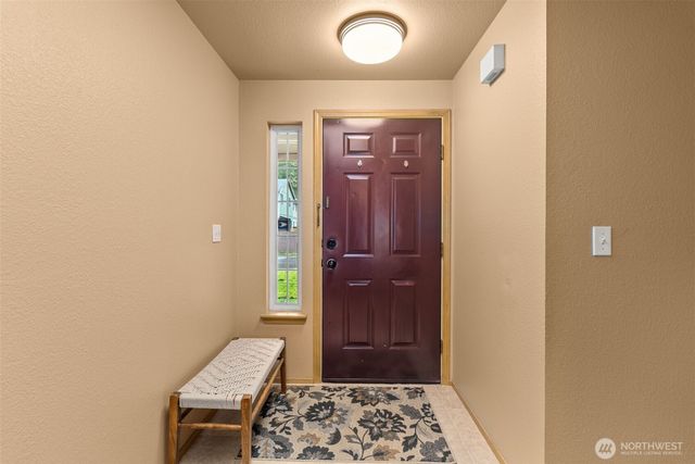 606 Malibu Drive SE, Lacey, WA 98503